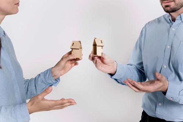 Couple en instance de séparation de corps qui n'habite plus ensemble