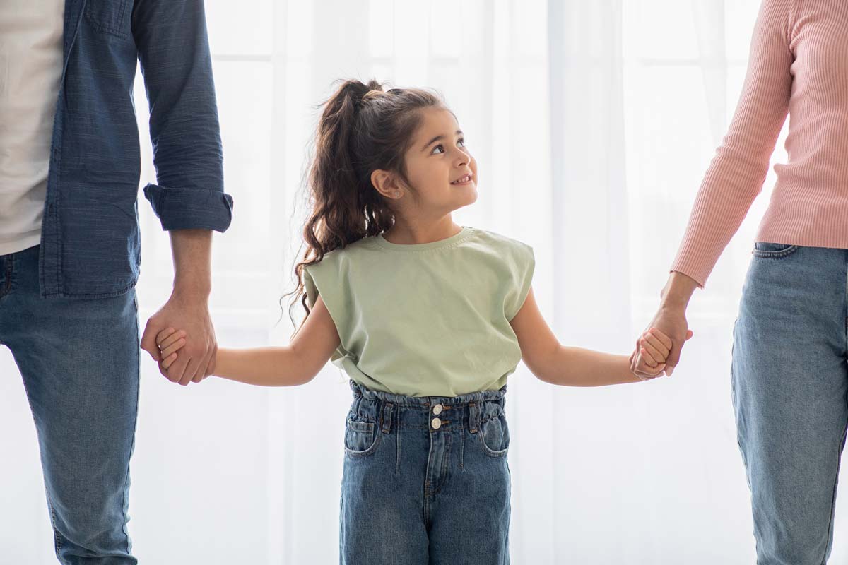 nouvelle-loi-pension-alimentaire-2026 Parents avec une enfant impactés par la nouvelle loi sur la pension alternance 2026